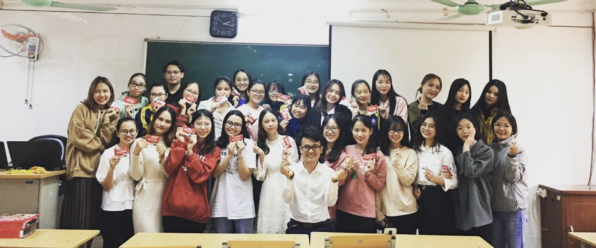 sinh viên dạy kèm tiếng anh tại nhà