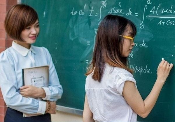 Tuyển Dụng Giáo Viên Dạy Toán Và Khoa Học Bằng Tiếng Anh
